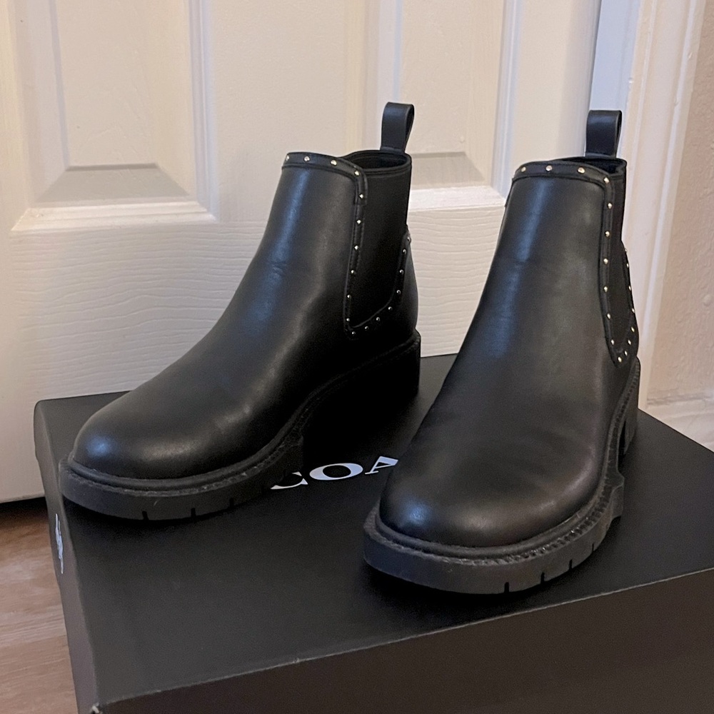 Coach 8 1/2 Women Boots